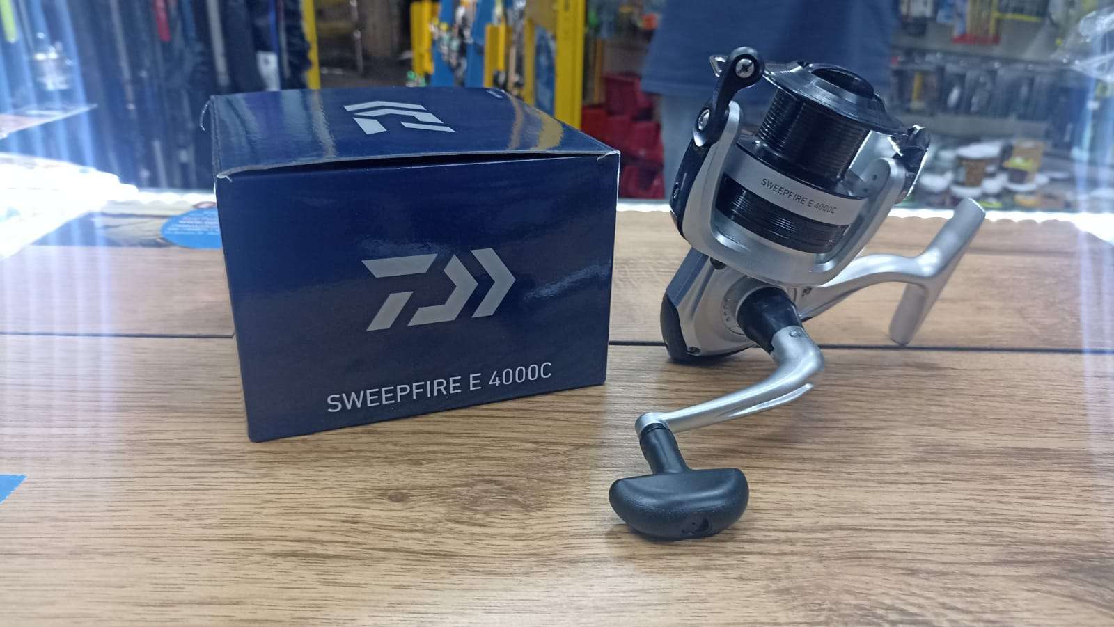 Daiwa Sweepfire E4000A