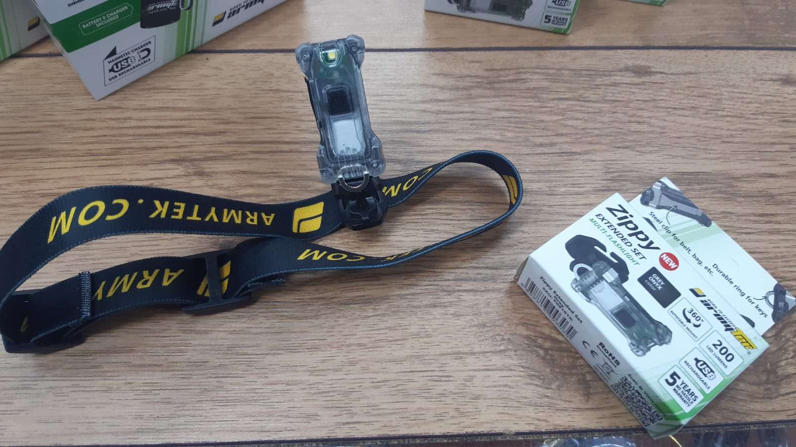 ARMYTEK ZIPPY